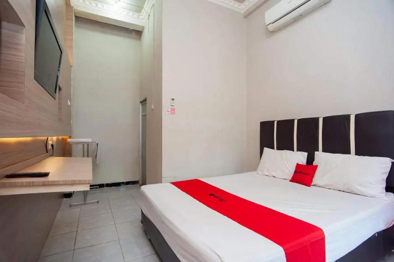 Reddoorz At Km 5 Hotel 2*
