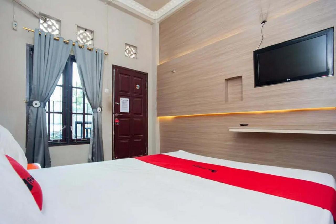 Hotel Reddoorz At Km 5 2*